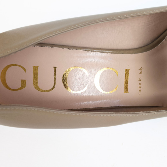 GUCCI Sylvie Loafer Pumps Tan Leather Mid-Heel Chain Web Stripe Women's EU 40 - Picture 10 of 12